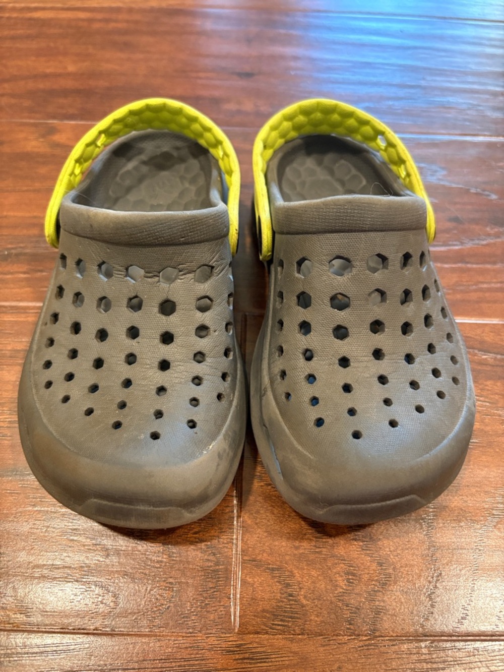 Kids Lightweight Gray Clogs